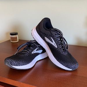Brooks Revel 3 Road Running Shoe